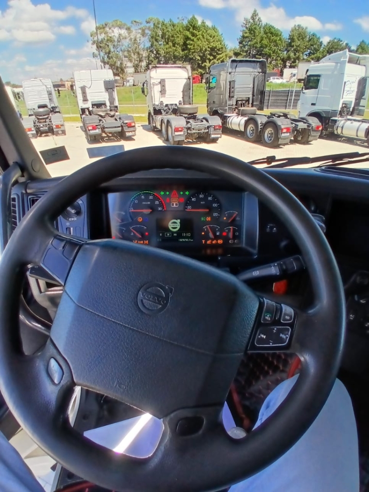 volvo fh 460 6x4 t diesel 2p manual 201518