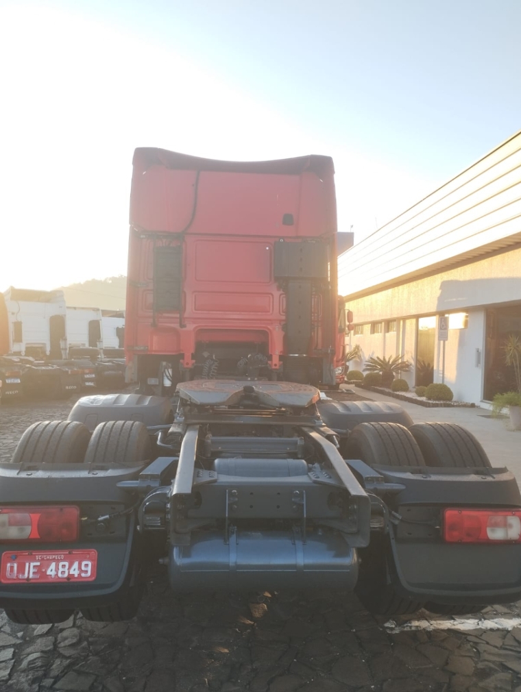 daf xf 105 fts 460 6x2 diesel 2p automatico 20194