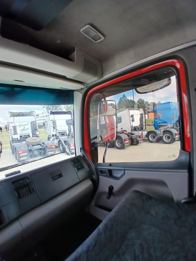 volkswagen constellation 24-280 8x2 diesel 2p manual 201420