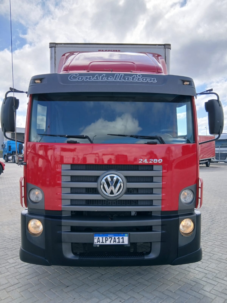 volkswagen constellation 24-280 8x2 diesel 2p manual 20141