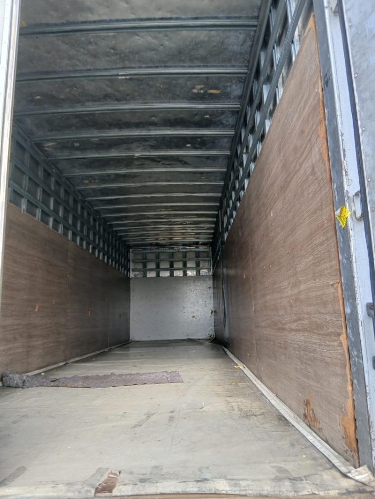 volkswagen constellation 24-280 8x2 diesel 2p manual 20146