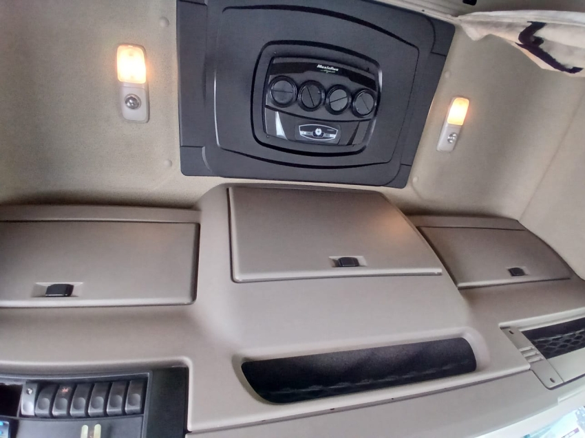 daf cf 410 fts 6x2 space cab diesel 2p automatico 202019