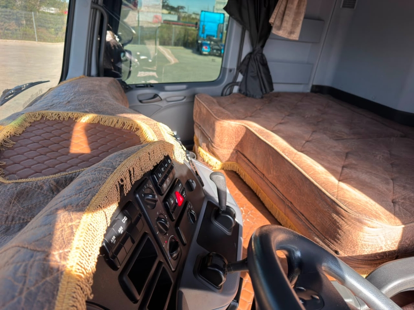 mercedes-benz actros m.benz/actros 2651s6x4 diesel 2p automatico 20216