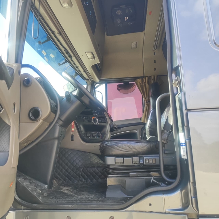 daf xf fts 460 6x2 diesel 2p automatico 202013