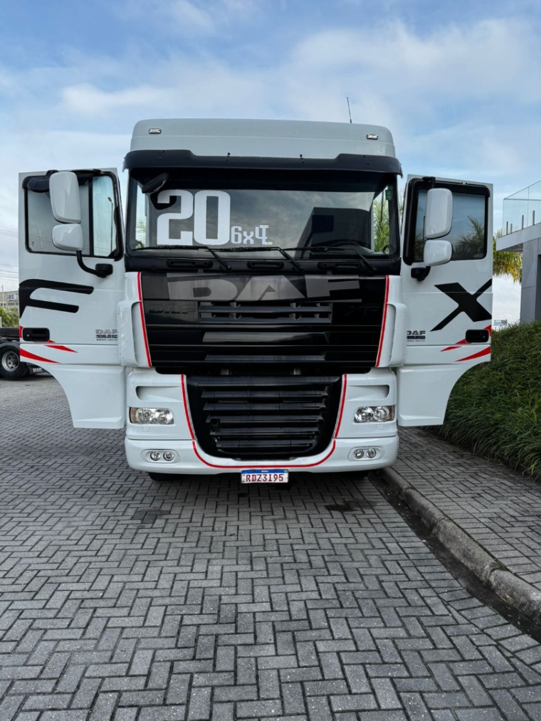 daf xf 105 xf105 ftt 510 6x4 diesel 2p automatico 202031