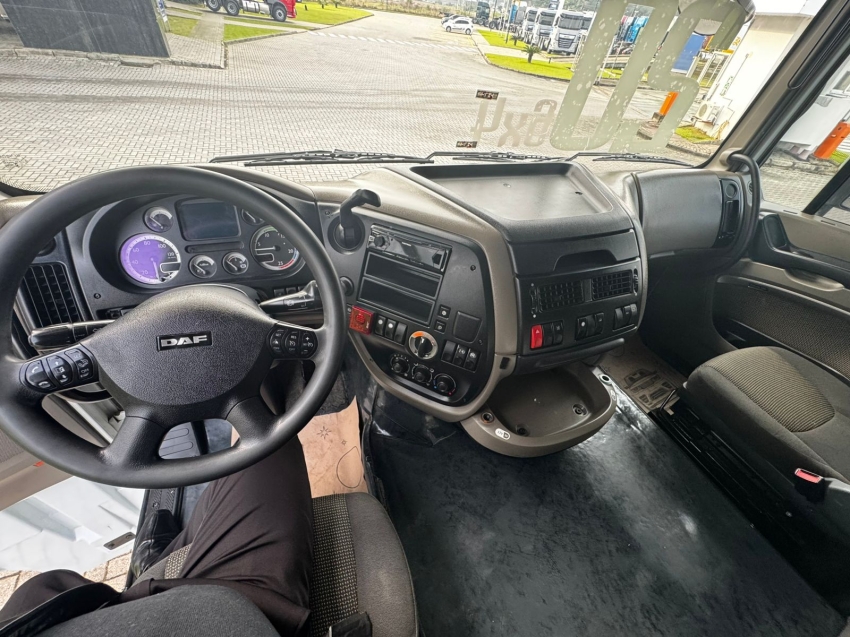 daf xf 105 xf105 ftt 510 6x4 diesel 2p automatico 202022