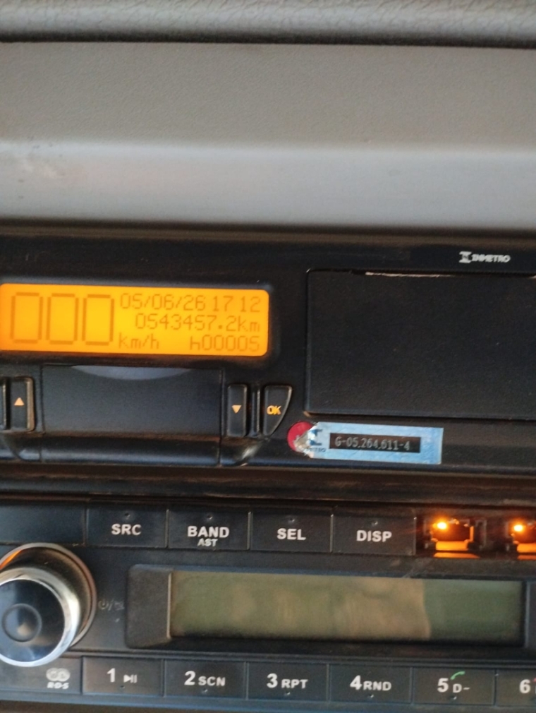 volvo vm 330 8x2 diesel 2p automatico 20228