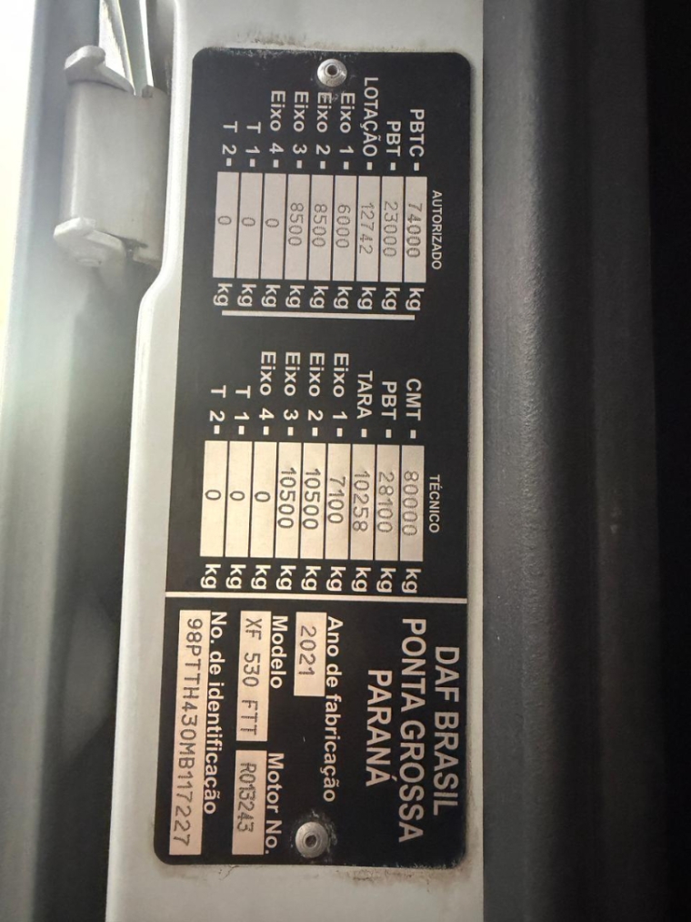 daf xf ftt 530 6x4 diesel 2p automatico 20215