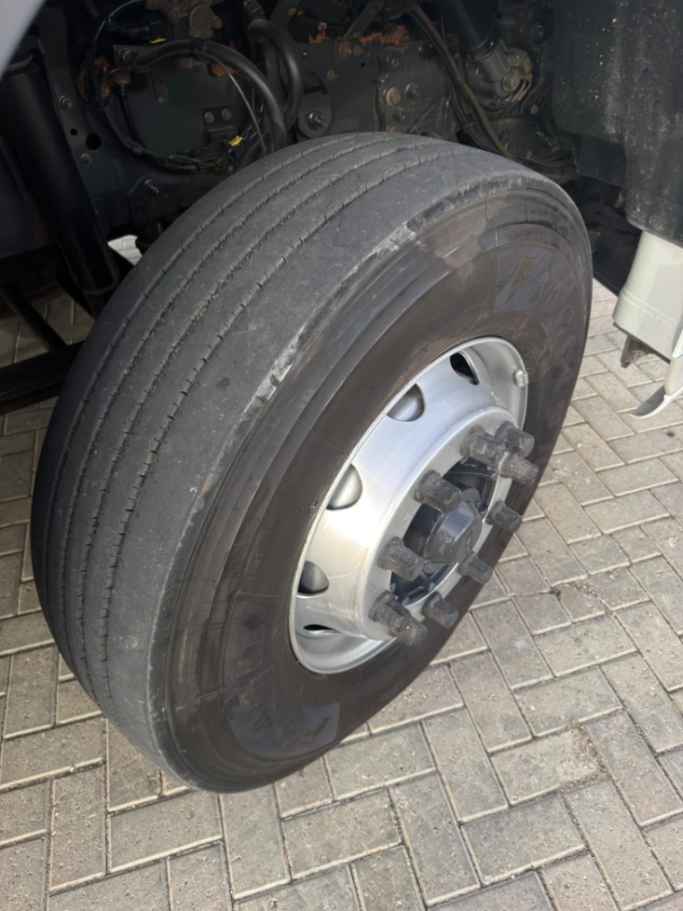 daf xf ftt 530 6x4 diesel 2p automatico 20214