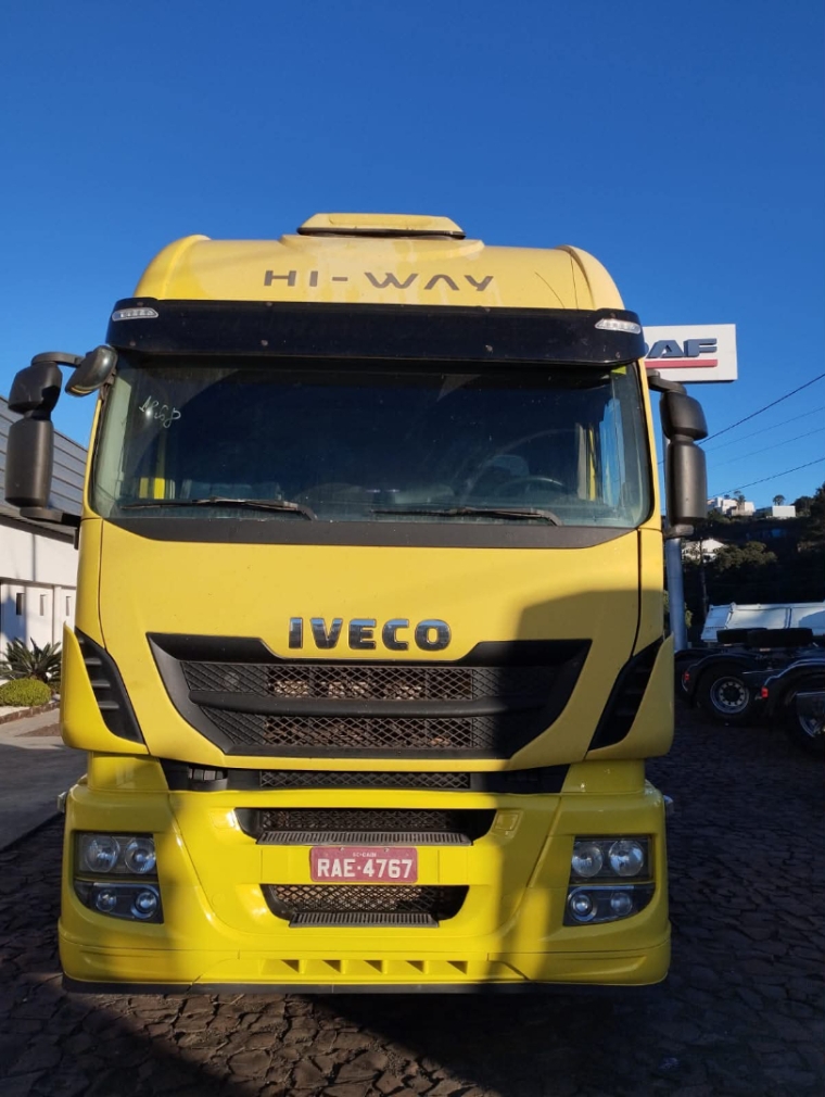 iveco stralis 600s44t 6x2 diesel 2p automatico 20202