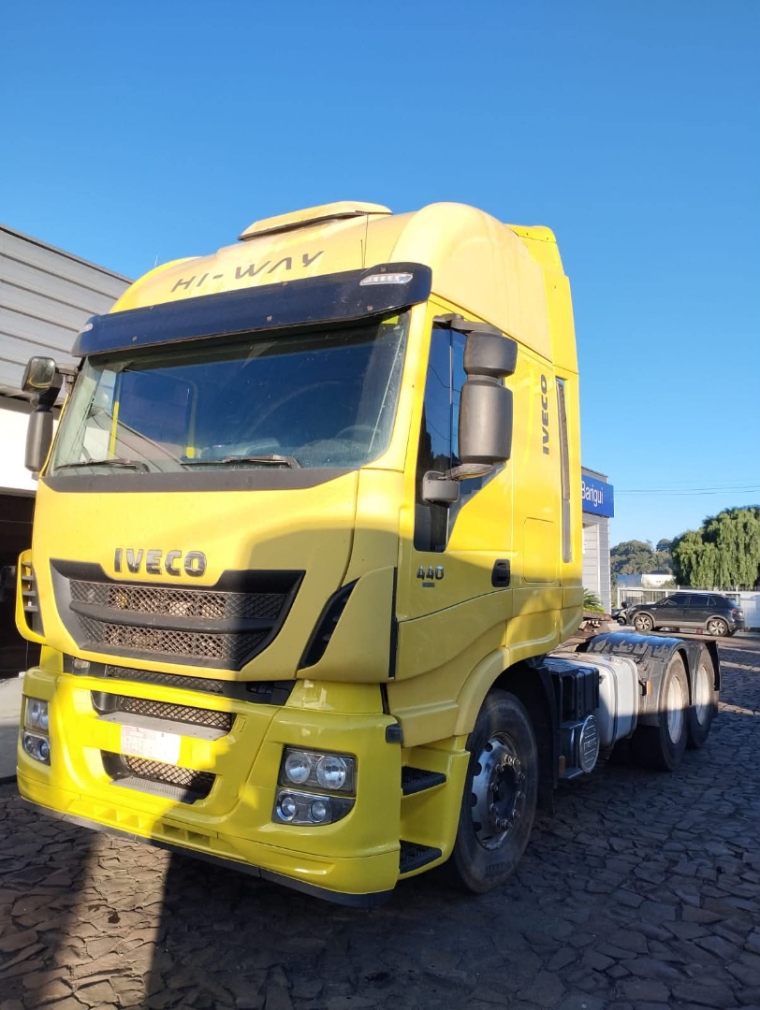 iveco stralis 600s44t 6x2 diesel 2p automatico 20201