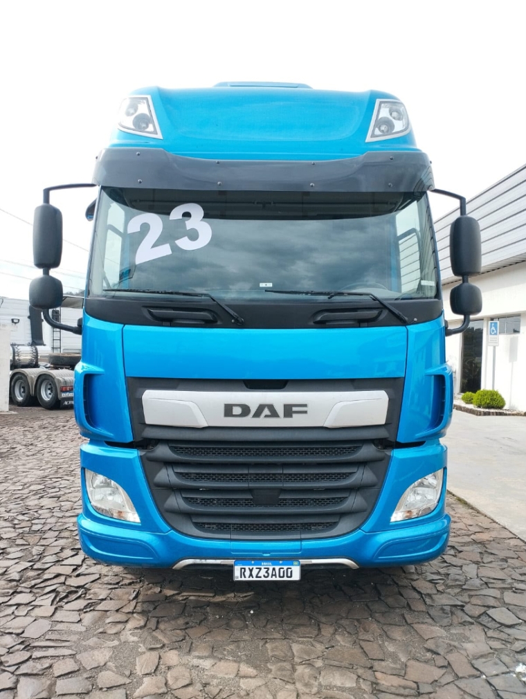 daf cf 300 8x2 euro 5 diesel 2p automatico 20232