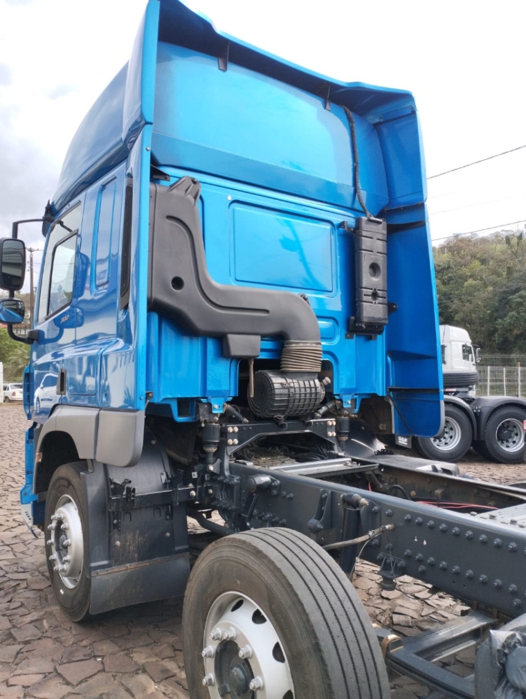 daf cf 300 8x2 euro 5 diesel 2p automatico 20234