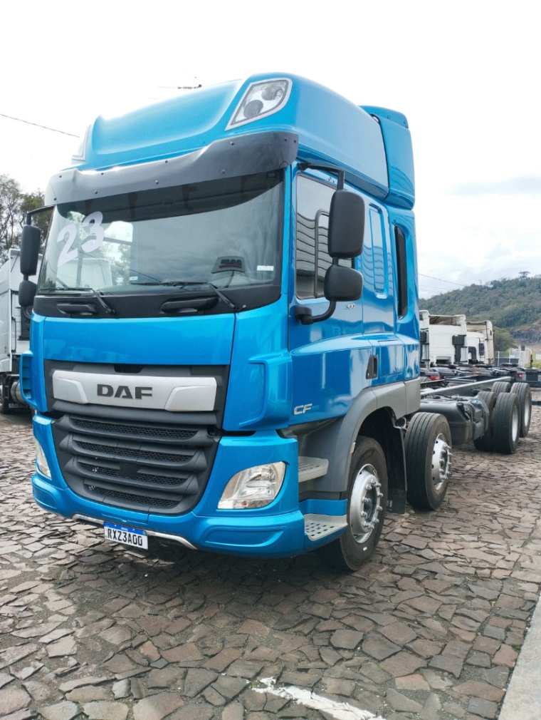 daf cf 300 8x2 euro 5 diesel 2p automatico 20230