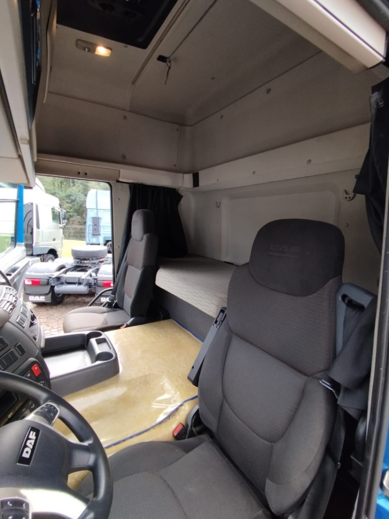 daf cf 300 8x2 euro 5 diesel 2p automatico 20237