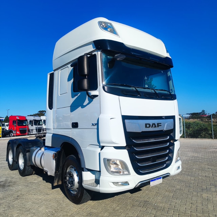 daf xf 530 super space cab 6x4 euro 5 diesel 2p automatico 202120
