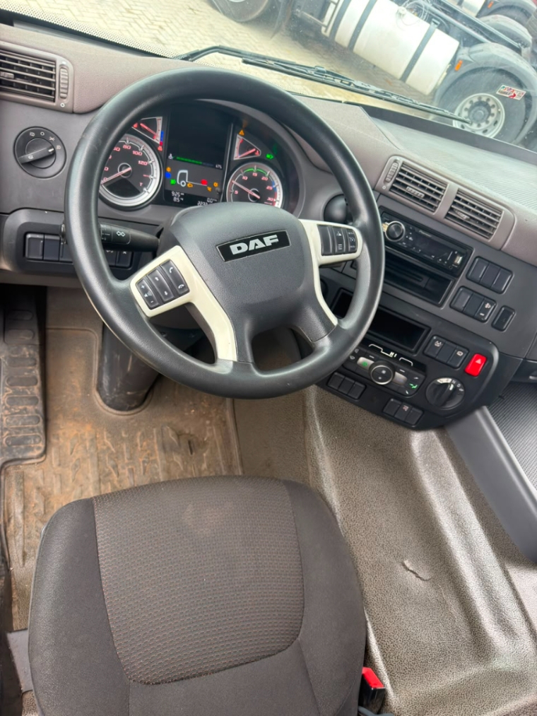 daf cf 300 8x2 euro 6 (*cf 310) diesel 2p automatico 202320