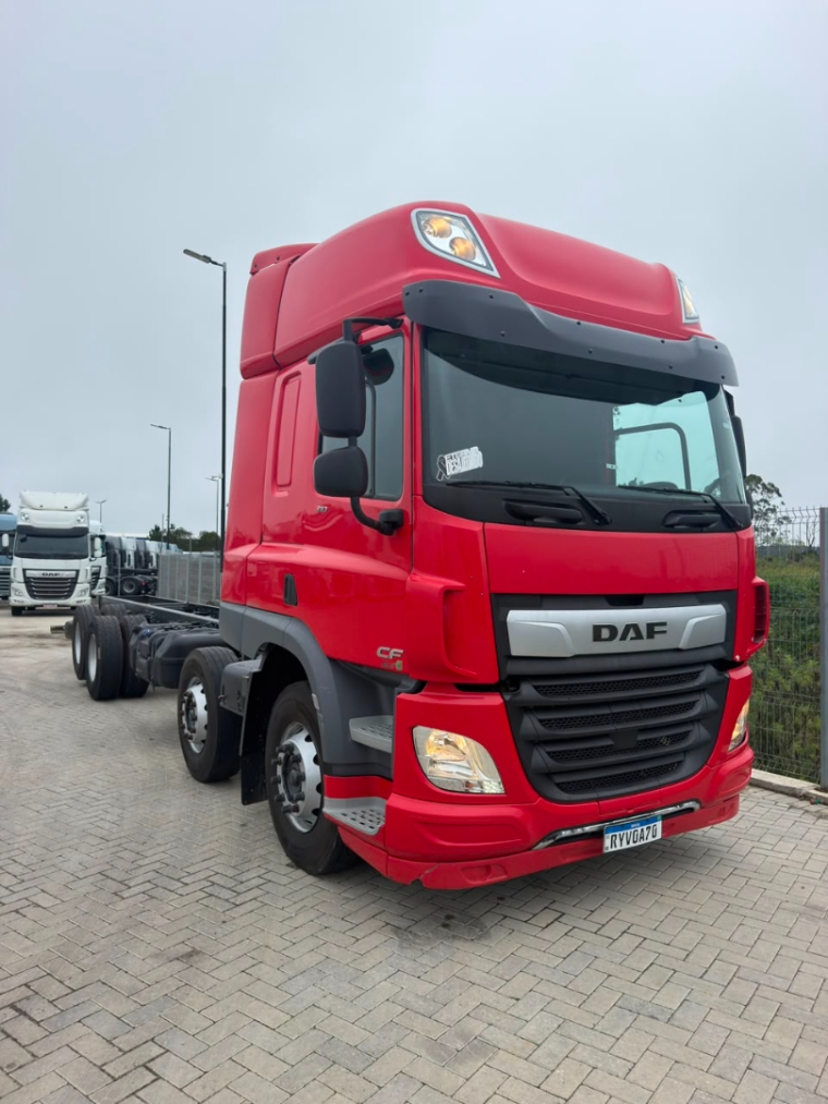 daf cf 300 8x2 euro 6 (*cf 310) diesel 2p automatico 20231