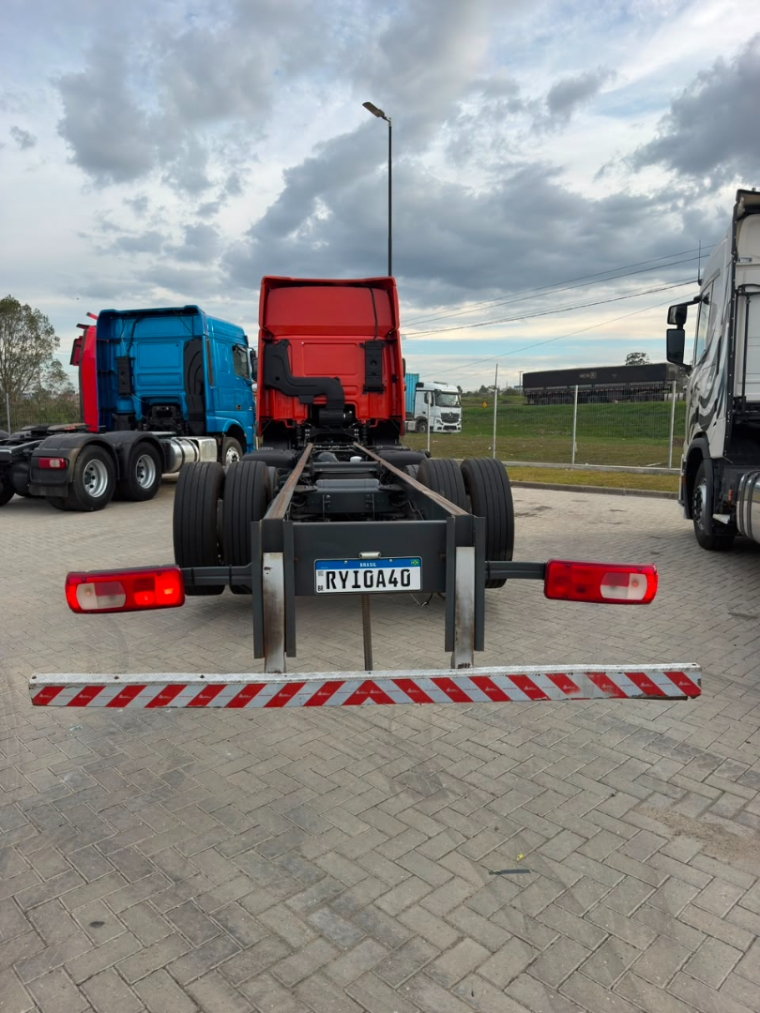 daf cf 300 8x2 euro 6 diesel 2p automatico 20236