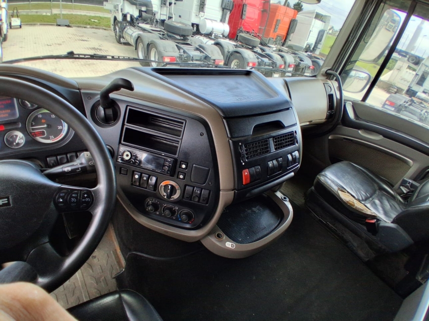 daf xf 105 fts 460 diesel 2p automatico 20206
