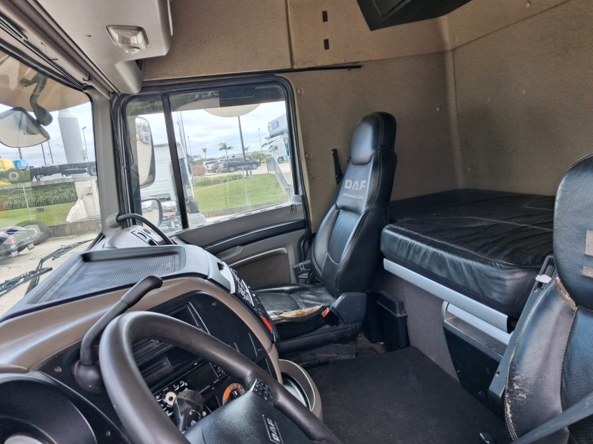 daf xf 105 fts 460 diesel 2p automatico 202011