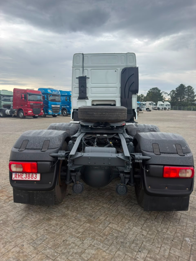 daf xf ftt 530 6x4 euro 5 diesel 2p automatico 20215