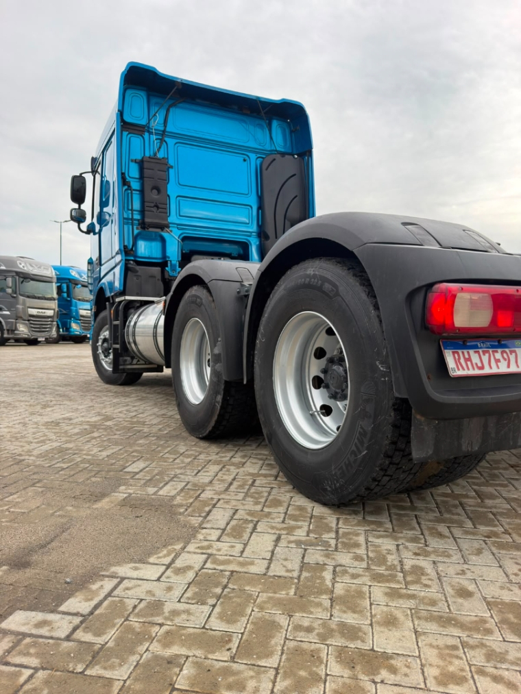 daf xf ftt 530 6x4 euro 5 diesel 2p automatico 20215