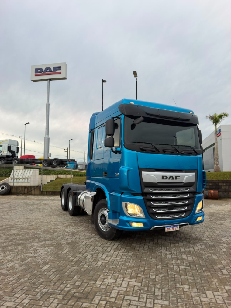daf xf ftt 530 6x4 euro 5 diesel 2p automatico 20212