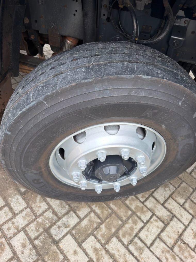 daf xf ftt 530 6x4 euro 5 diesel 2p automatico 202123