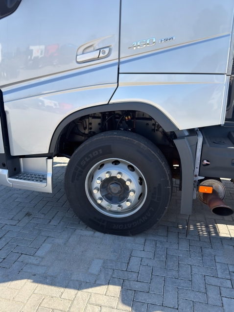volvo fh 460 8x2t diesel 2p automatico 20205