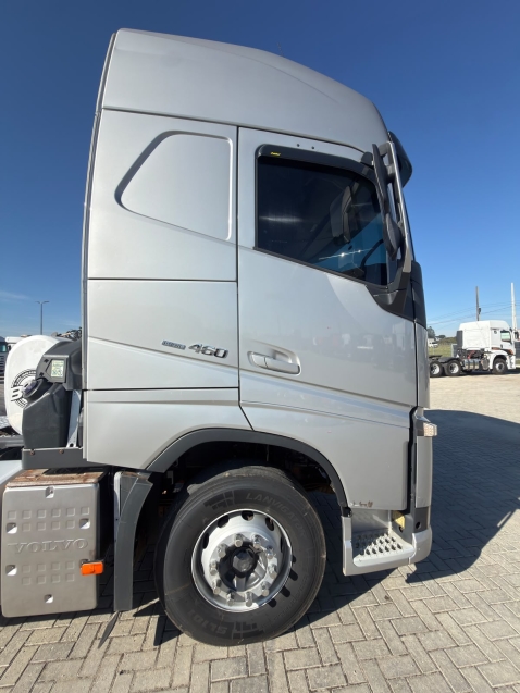 volvo fh 460 8x2t diesel 2p automatico 20203