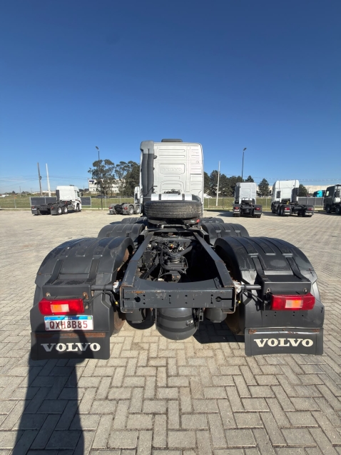 volvo fh 460 8x2t diesel 2p automatico 202016