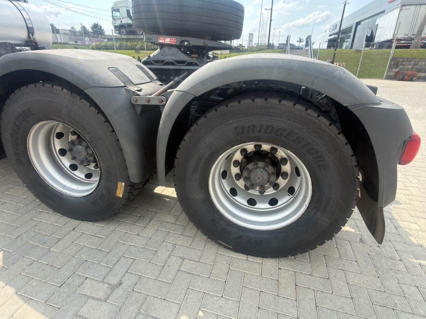 daf xf 105 6x4 euro 5 diesel 2p automatico 202018