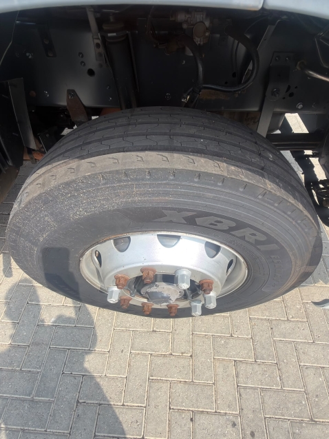 daf xf 105 6x4 euro 5 diesel 2p automatico 202010