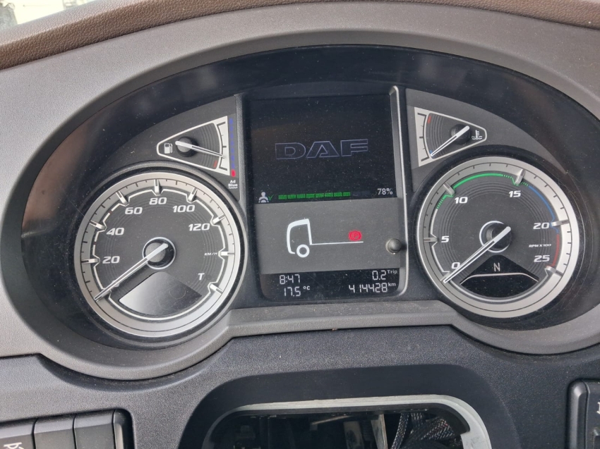daf xf ftt sc comfort d3,07 td520+290l 480hp diesel 2p automatico 20217