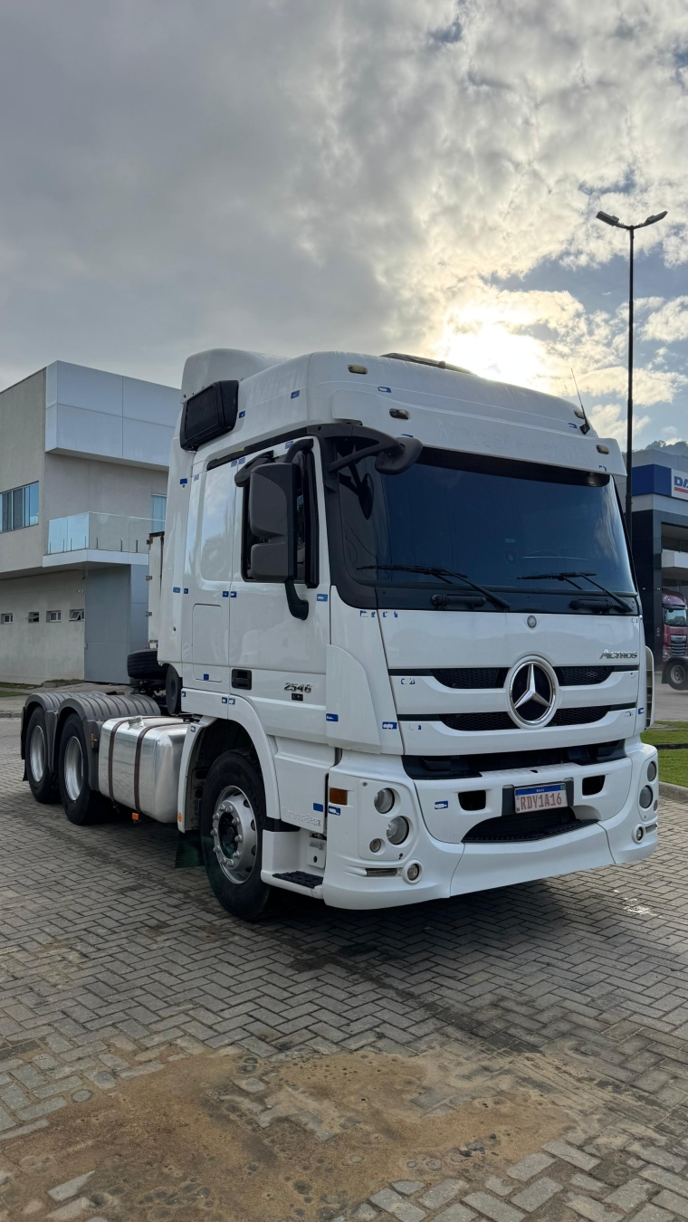 mercerdes-benz actros 2546 6x2 2020