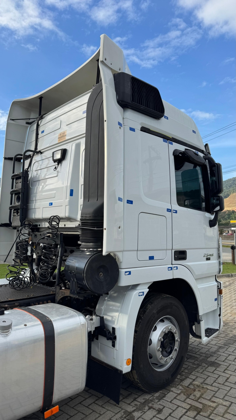 mercerdes-benz actros 2546 6x2 2020