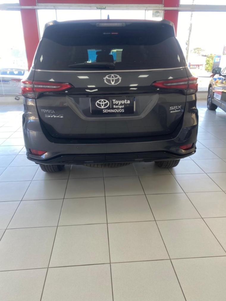 toyota hilux sw4 2.8 d-4d turbo diesel srx platinum 7l 4x4 automatico 4p 20255