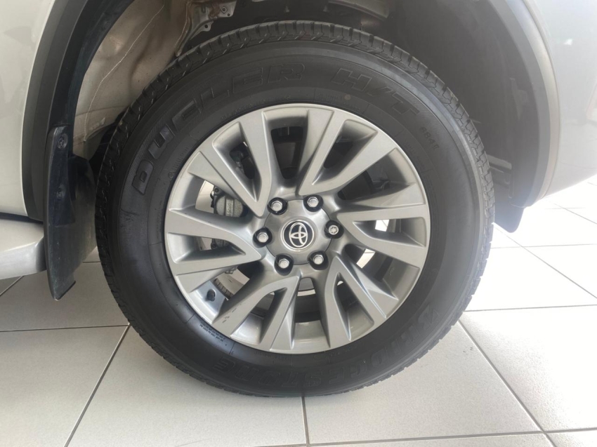 toyota hilux sw4 2.8 d-4d turbo diesel srx 4x4 automatico 4p 20224