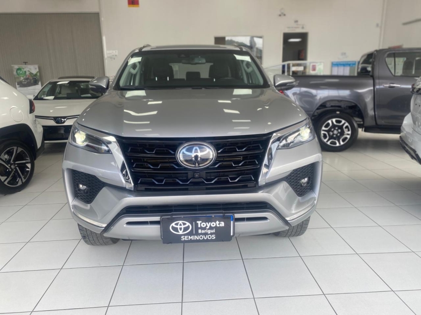 toyota hilux sw4 2.8 d-4d turbo diesel srx 4x4 automatico 4p 20221