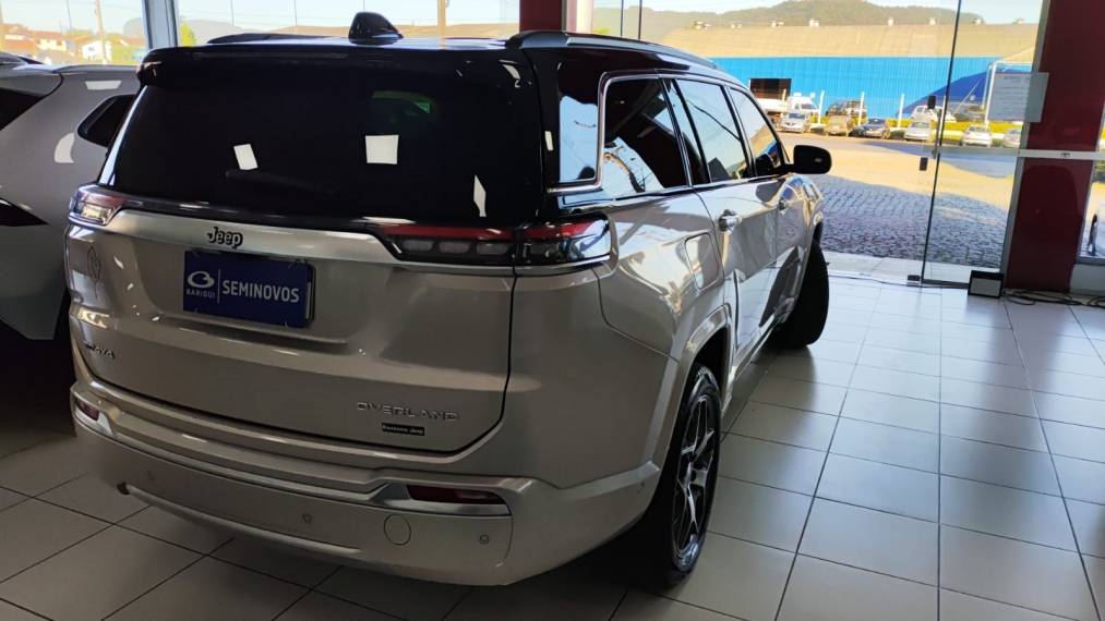 jeep commander 2.0 td380 turbo diesel overland at9 4p automatico 20235