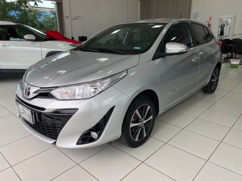 toyota yaris 1.5 16v flex sedan xs connect multidrive 4p automatico 20222