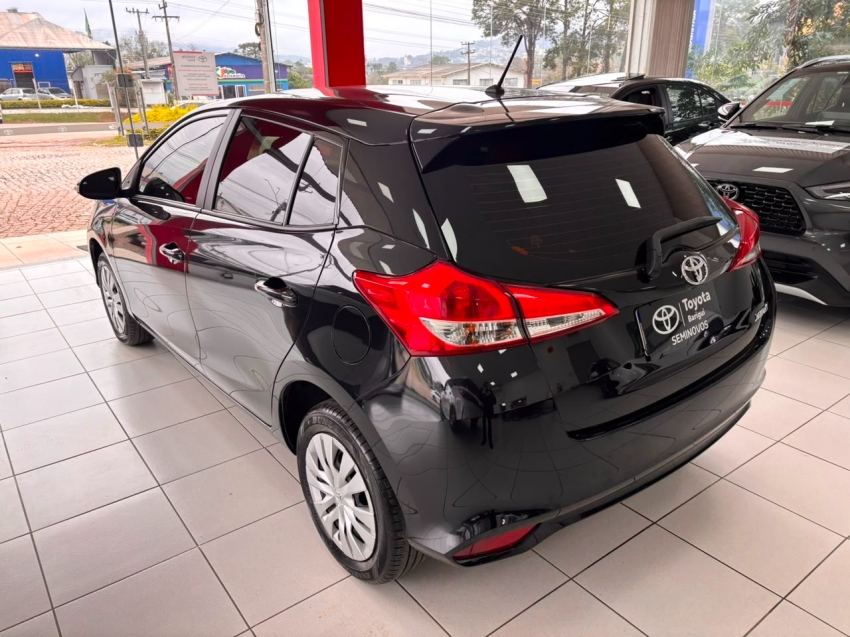 toyota yaris 1.5 16v flex xl multidrive 4p automatico 20253