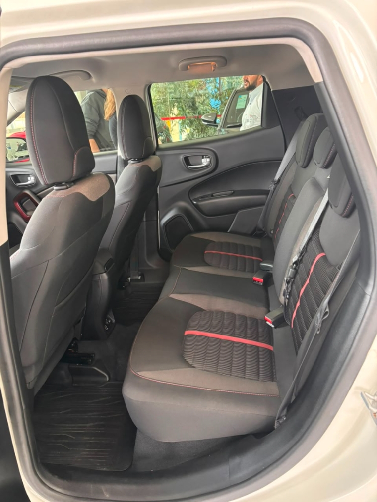fiat toro 1.8 16v evo flex freedom at6 4p automatico 202113