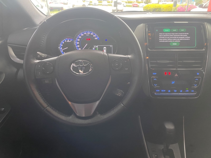 toyota yaris 1.5 16v flex xs connect multidrive 4p automatico 20238