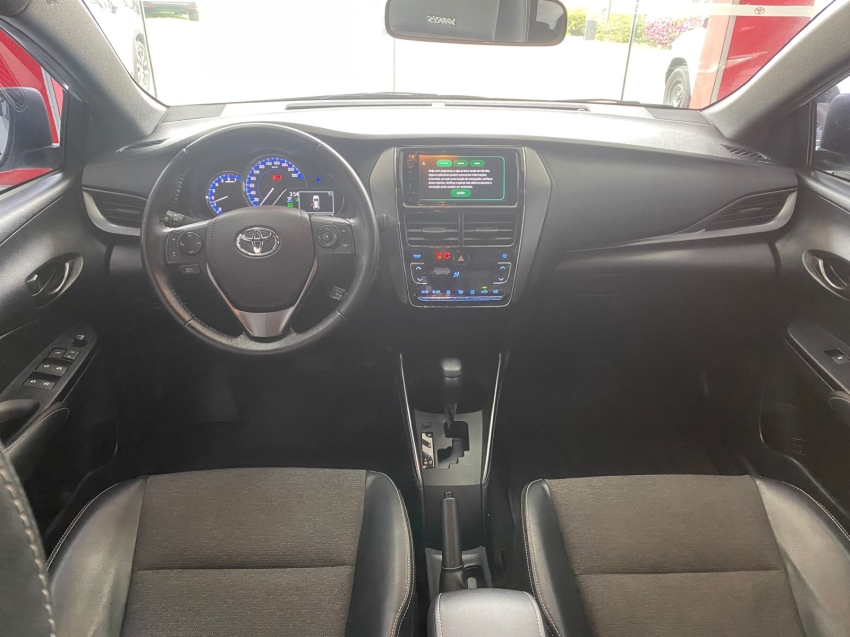 toyota yaris 1.5 16v flex xs connect multidrive 4p automatico 20239