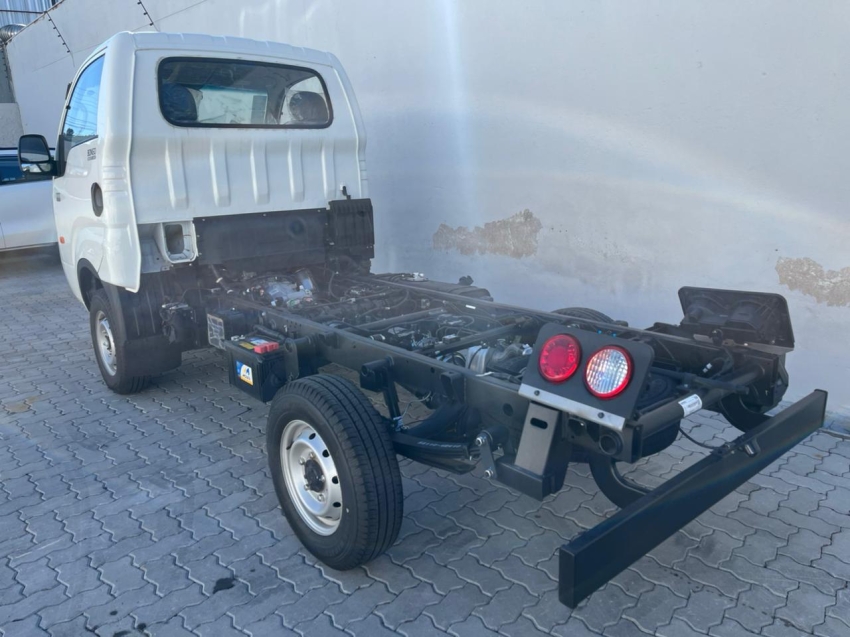 kia bongo 2.5 td diesel std cs 4x4 manual 2.4 2p 2026