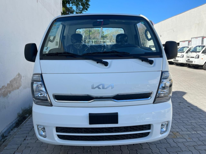 kia bongo 2.5 td diesel std cs 4x4 manual 2.4 2p 2026