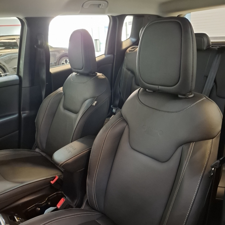 jeep renegade 1.3 t270 turbo flex longitude at6 4p automatico 2023
