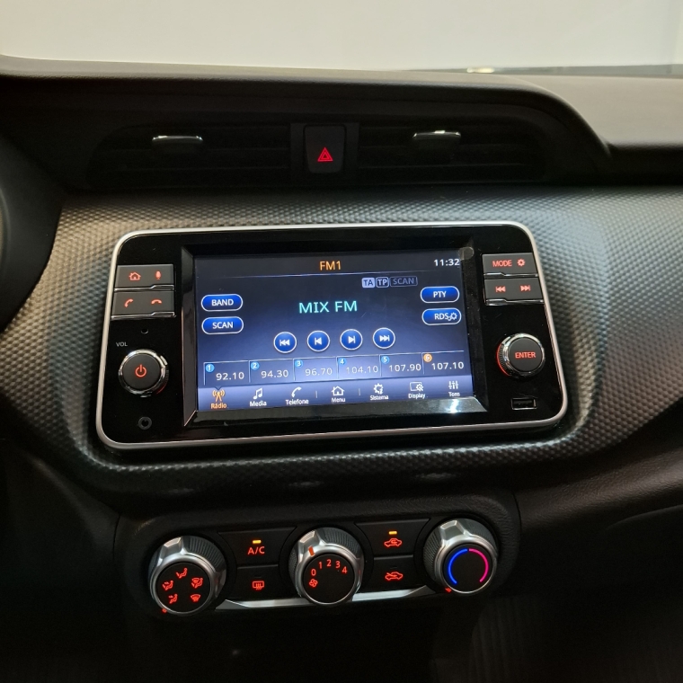 nissan kicks 1.6 16v flexstart sense xtronic flex 4p automatico 2024